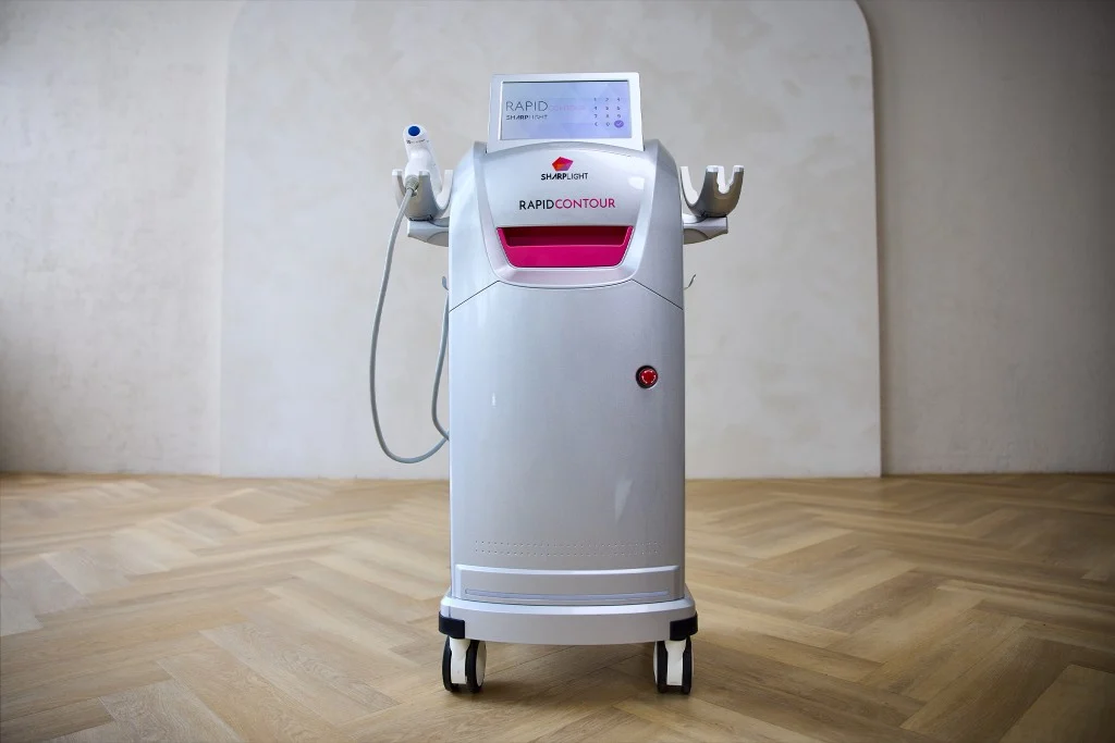Rapid Contour workstation in a treatment room