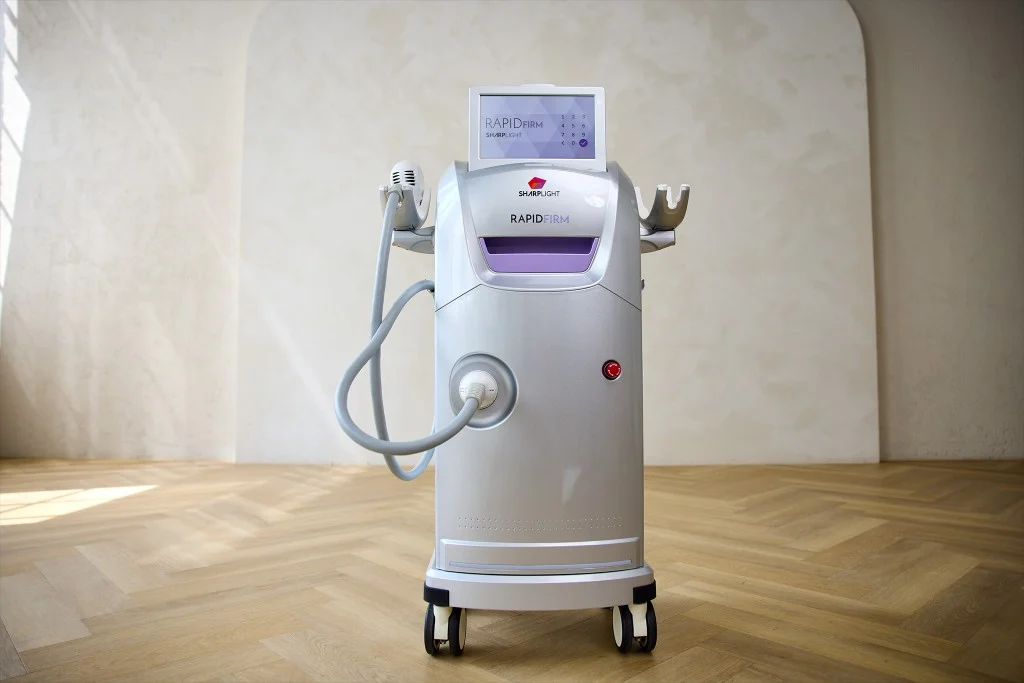 Rapid Firm workstation in a treatment room