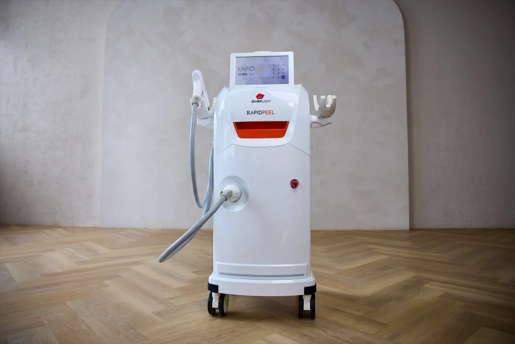 Rapid Peel workstation in a treatment room