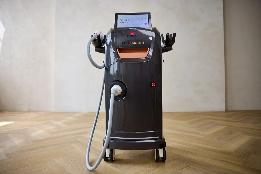 Rapid Smooth workstation in a treatment room